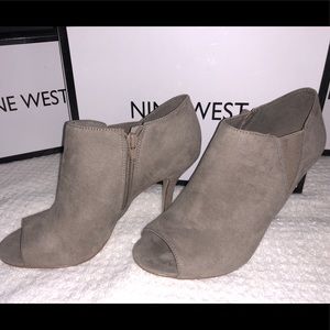 Nine West ankle booties peep toe